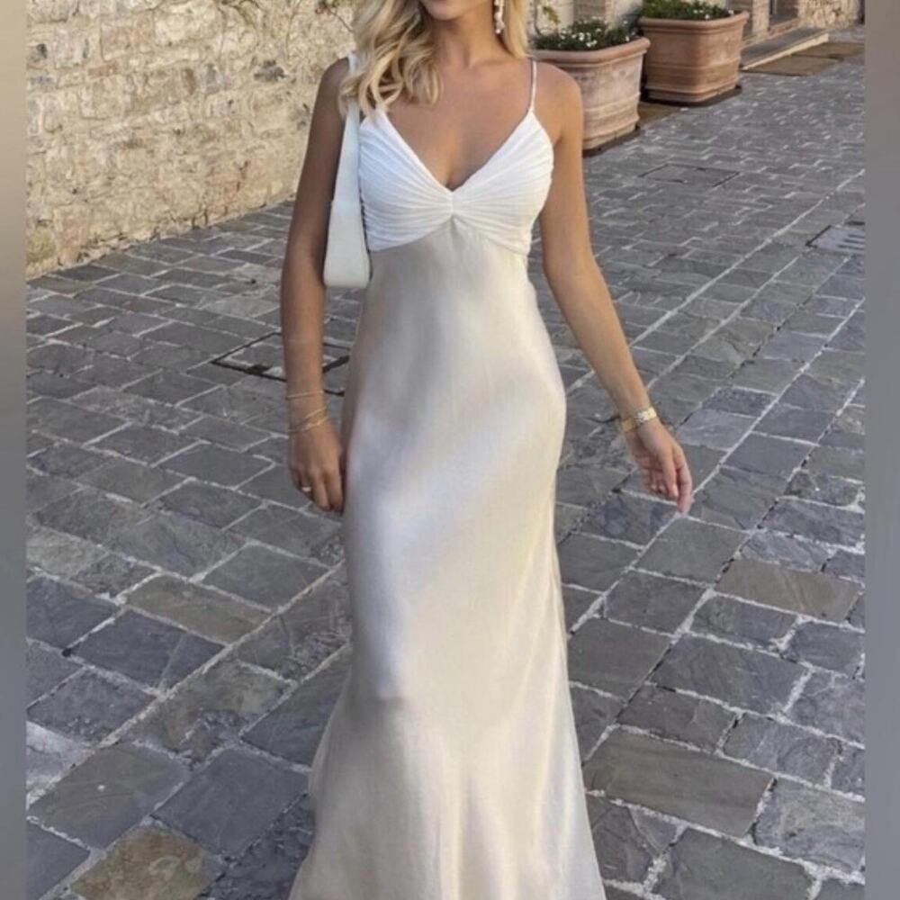 Frame beautiful white silk dress
